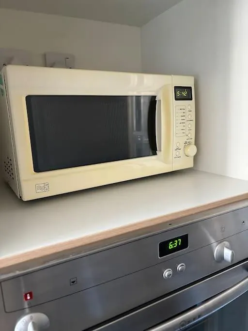 Quiet Central Apartment For Upto 4 People Edinburgh
